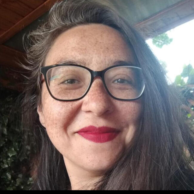 Trabajo para niñera en Curicó: Alejandra