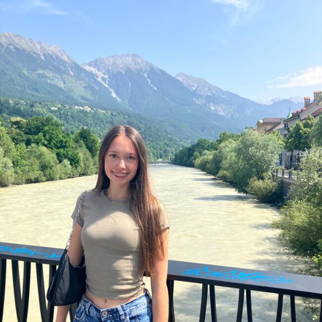 Babysitter in Lyon: Anna Sophie
