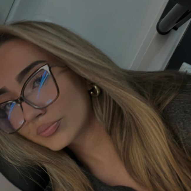 Babysitter in Lintgen: Lana