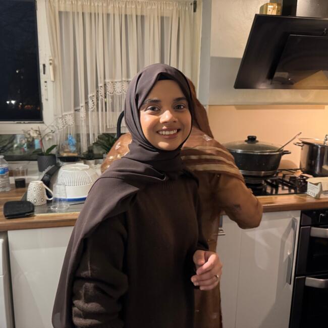 Babysitting job in Aylesford: Amina
