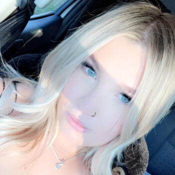 Babysitter in Melbourne: Kiara