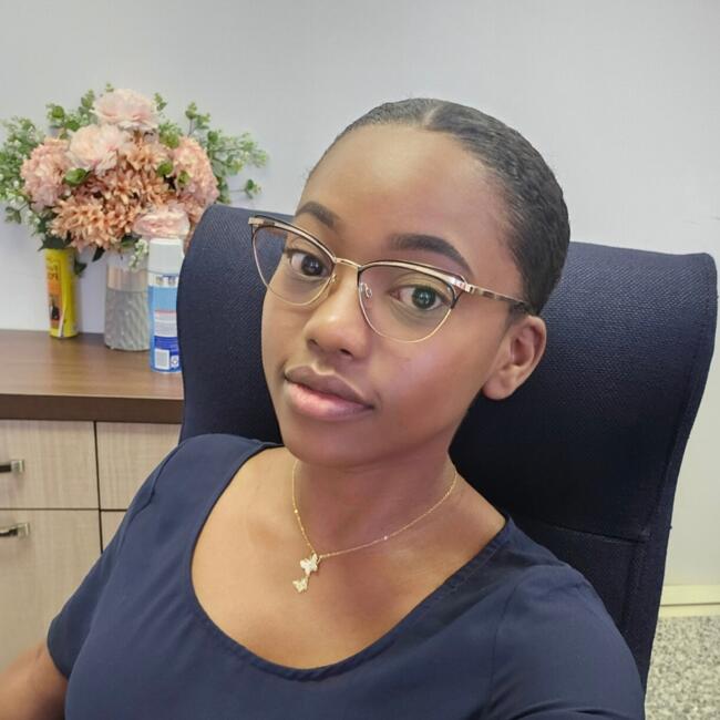 Babysitter in Georgetown: Lisa