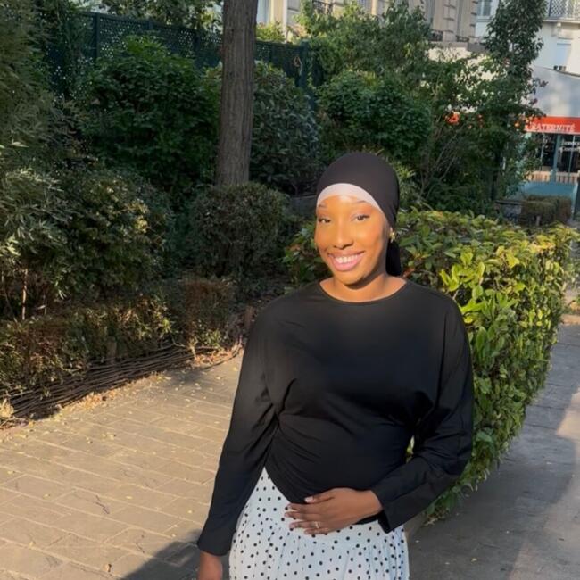 Babysitter in Paris: Maimouna