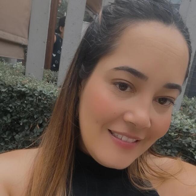 Babysitter in Jacareí: DAIANE