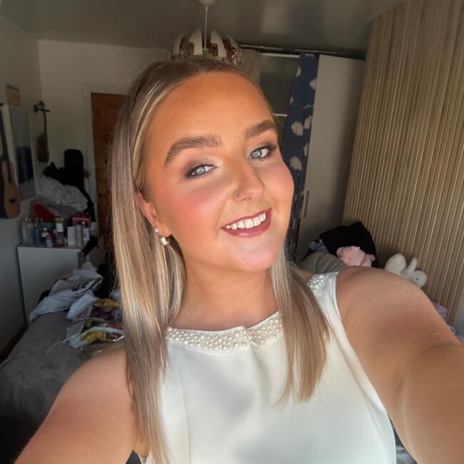 Babysitter em Clonlara: Éimhín