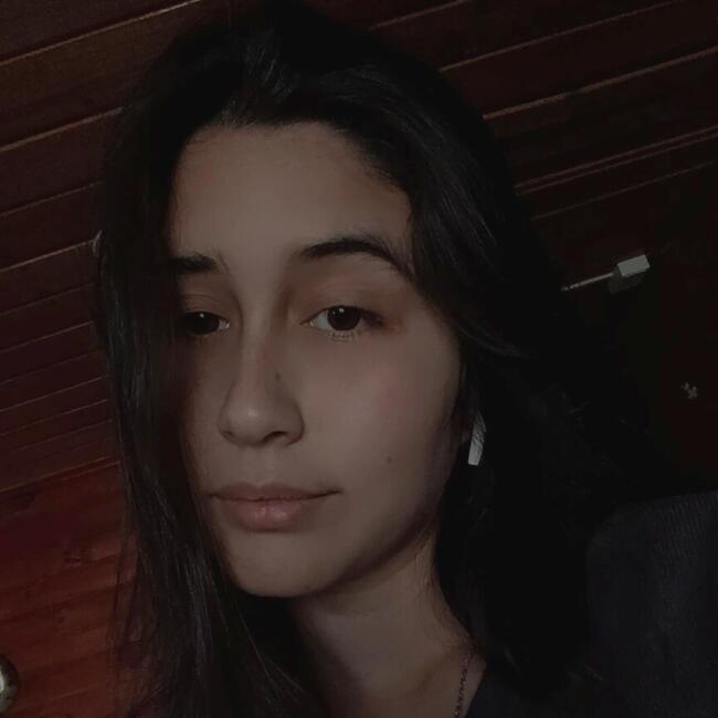 Babysitter in Peñaflor: Karina