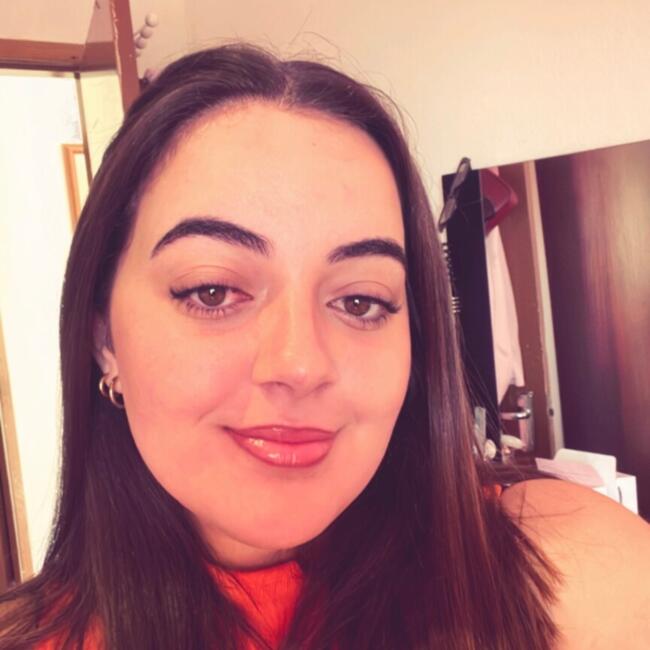 Babysitter in Funchal: Carolina