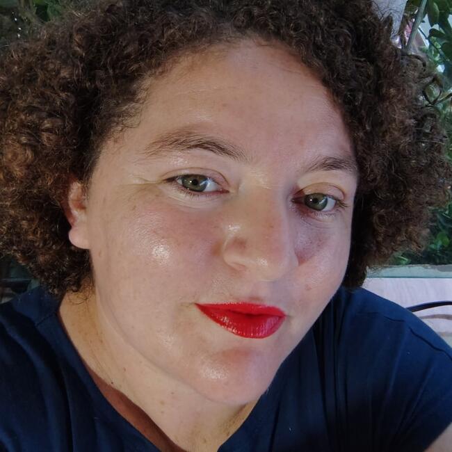 Babá em Guarulhos: María