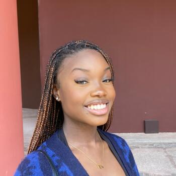 Babysitter in Esbly: Safiya