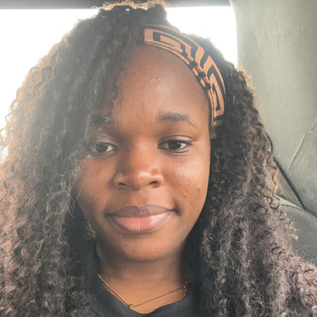 Babysitter in Abidjan: Emma