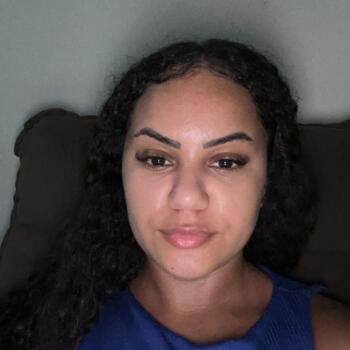 Babysitter in Palhoça: Vitória