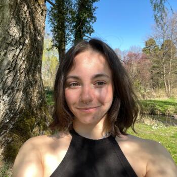 Babysitter Grenoble: Elena