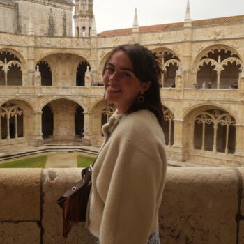 Babysitter in Sydney: Lola