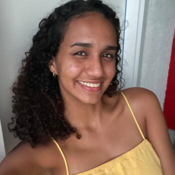 Babysitter in Salvador: Priscila