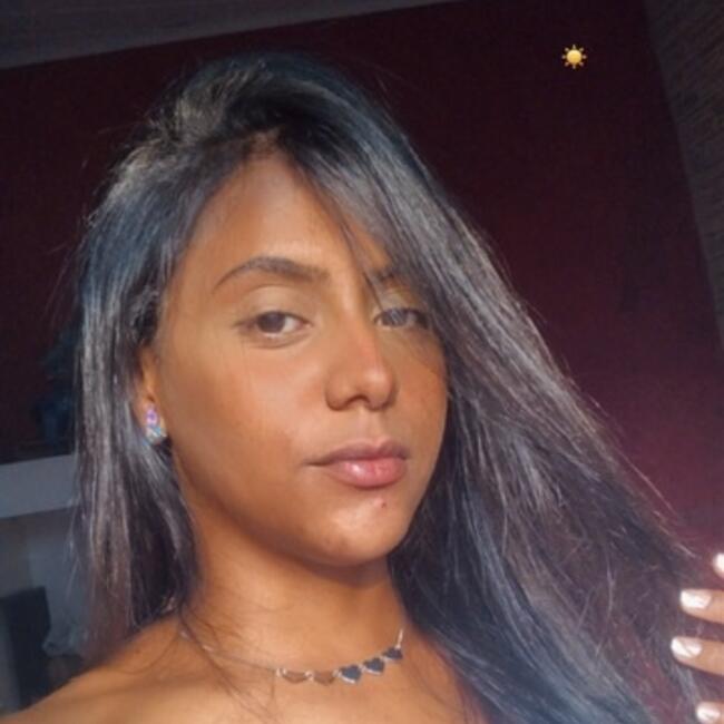 Babá em São João de Meriti: Adrielly