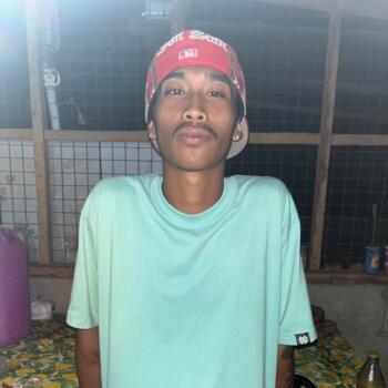 Babysitting job in Bacoor: Okada