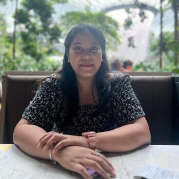 Babysitter in Singapore: Umairah