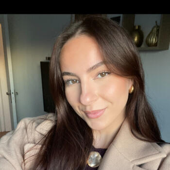 Babysitter in Savigny-sur-Orge: Oriane