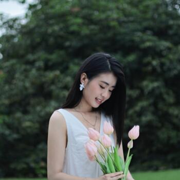 位于Singapore Island的临时保姆: Evelyn