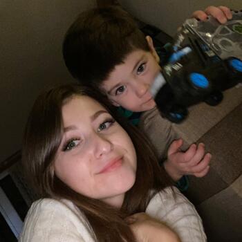 Babysitter in Medvode: Tina