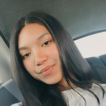 Babysitter in Hobart: Crizelle Joy