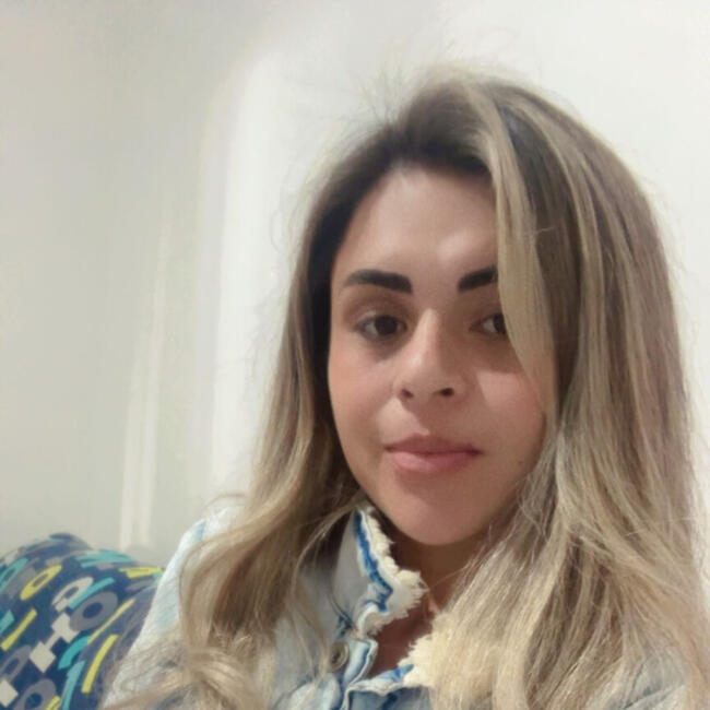 Emprego de babá em Itapema: Jessica