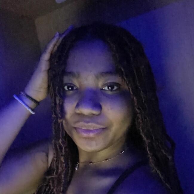 Babysitter in Toulouse: Youmna