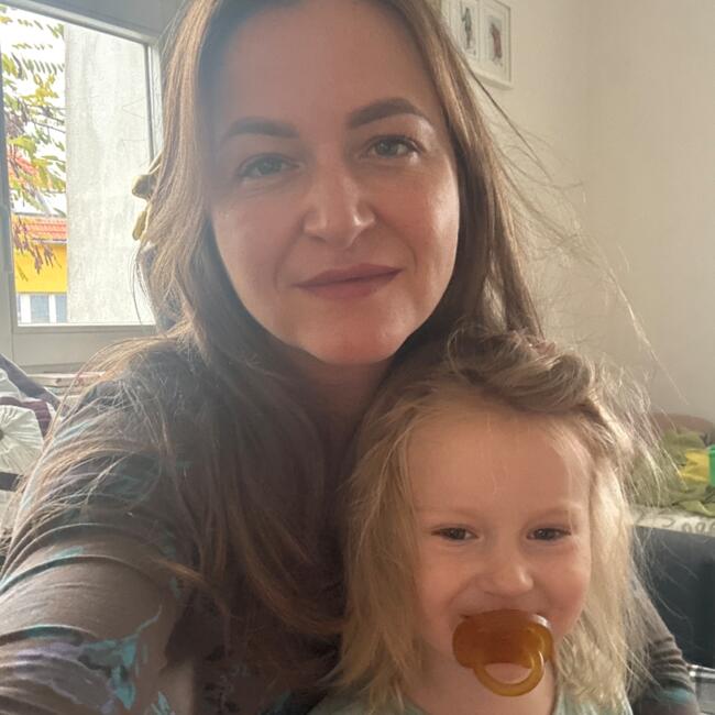 Poptávka hlídání dětí v Praha: Helena