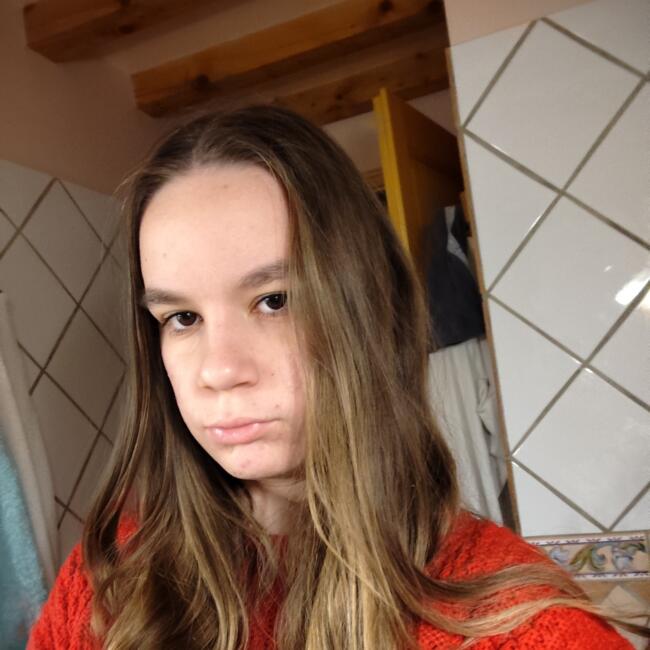 Babysitter in Vaugneray: Cassandra