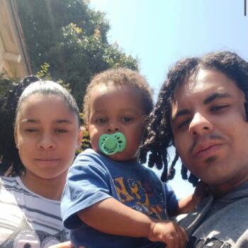 Emprego de babá em Arapongas: emprego de babá MC Raphael do Pr