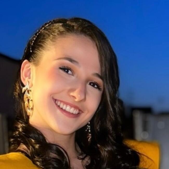 Niñera en Maracena: Laura