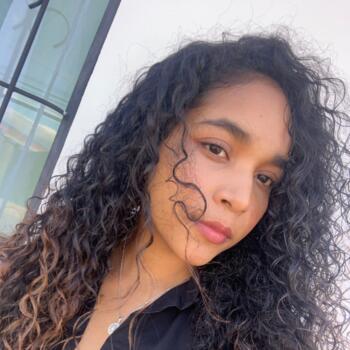 Babysitter in Santa Ana: Yerling patricia