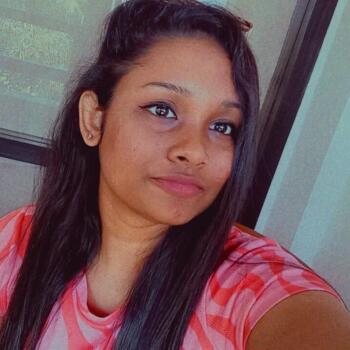 Babysitter in Dubai: Charunya