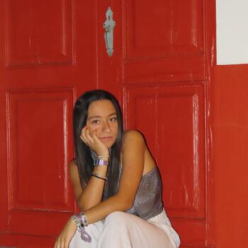 Babysitter Marinha Grande: Leticia