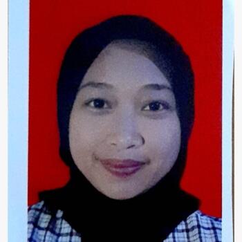 Babysitter in Bogor: Yuli