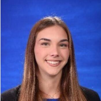 Babysitter in Troyes: Angelina