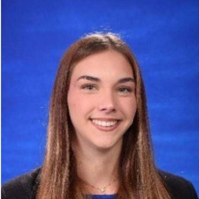 Babysitter in Troyes: Angelina