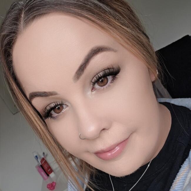 Babysitter in Invercargill: Sarah