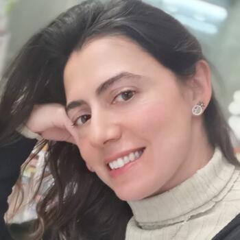 Babysitter Gondomar: Isabel