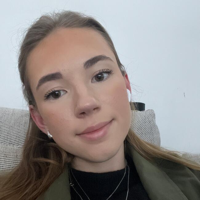 Babysitter in Härryda: Lovisa