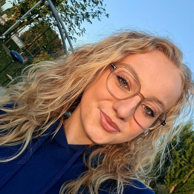 Babysitter a Quesnoy-sur-Deûle: Zoe