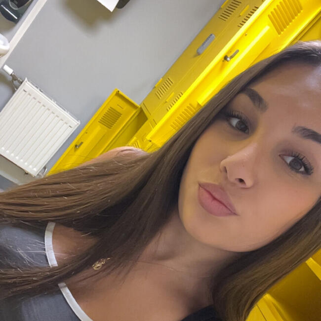 Babysitter in Laiz: Loona