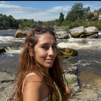 Babysitter in Florianópolis: Mayra