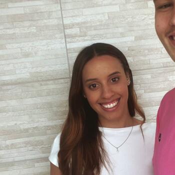 Babá em Guabiruba: Larissa