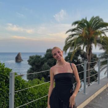 Babysitter Funchal: Bianca Silva
