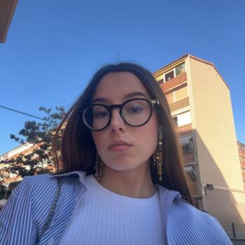 Canguro en Hospitalet de Llobregat: Noa