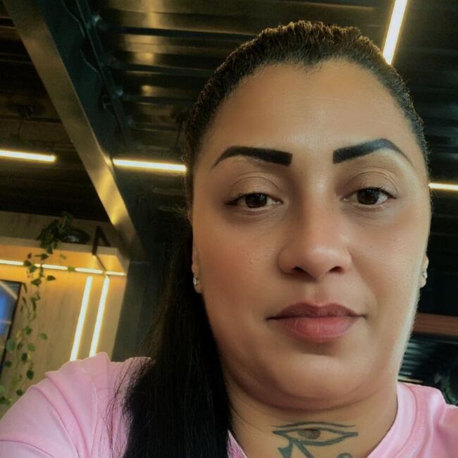 Babysitter in Uberaba: Alessandra
