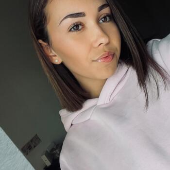 Babysitter in Le Mans: Elia