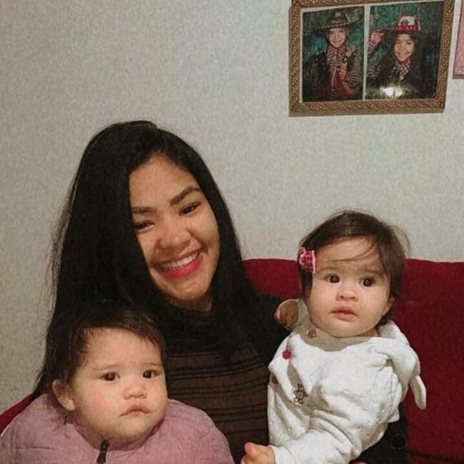 Babysitter in Araucária: Nailana