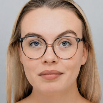 Babysitter in Auchy-les-Mines: Anaelle